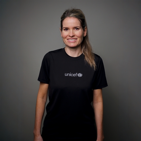 Sort løbe t-shirt med reflekslogo